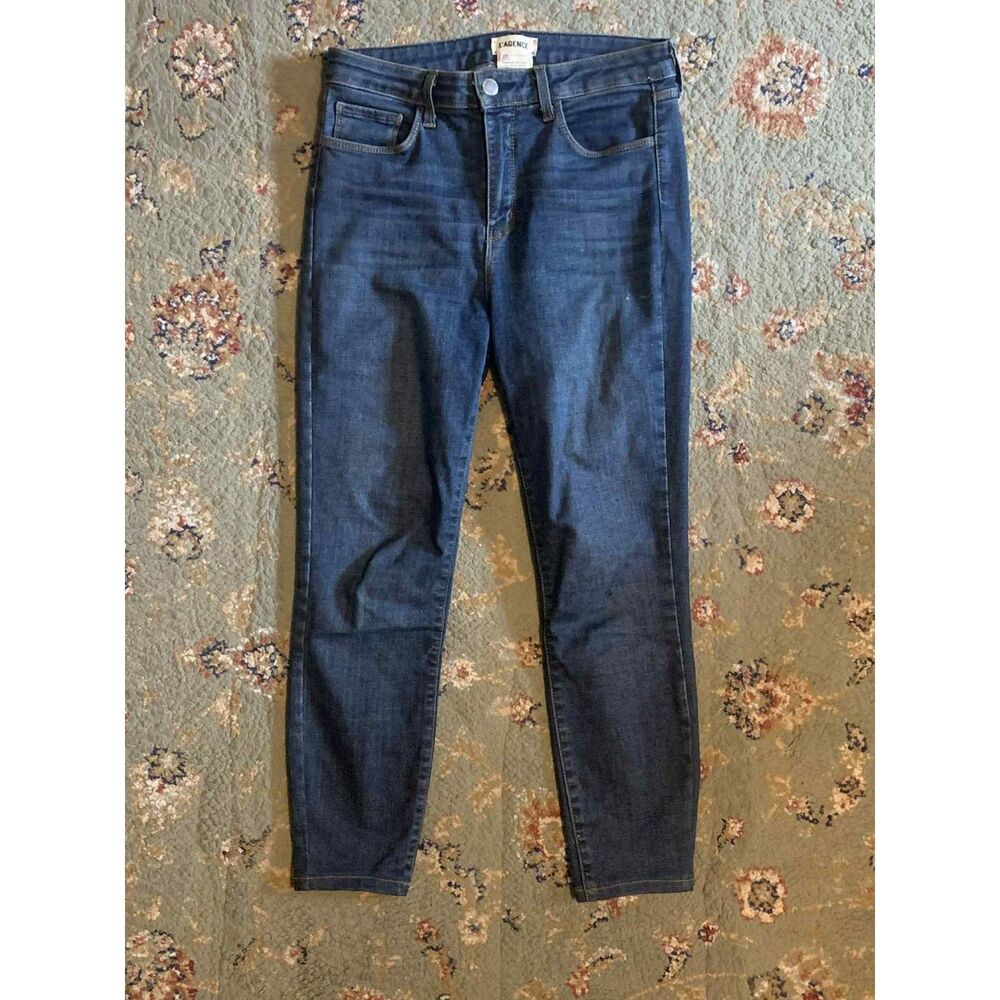 L'AGENCE Mid-Rise Slim Straight Leg Jean in Mid Wash, size 27